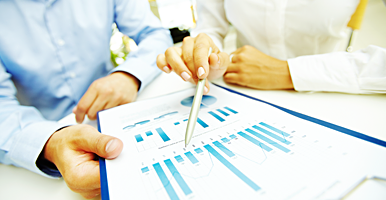 Gráficos financieros y análisis de movimientos en Fondos de Inversión del Banco Nacional de Costa Rica BNCR.
